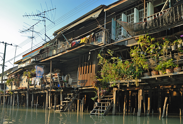 Nong Chok at Khlong Saen Saeb