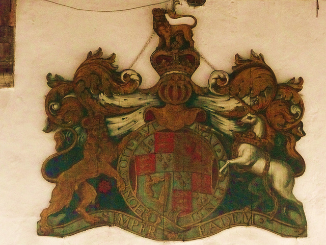 thaxted royal arms 1702-14