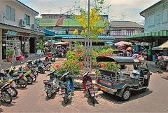 Mahachai (Samut Sakon) station forecourt