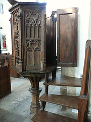church hanborough pulpit
