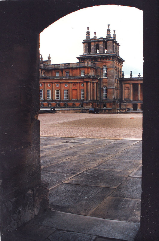 blenheim palace  1705-22 vanbrugh + hawksmoor