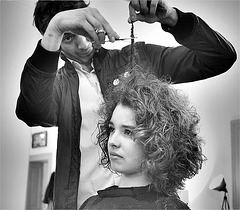 l'art de couper....les cheveux en quatre