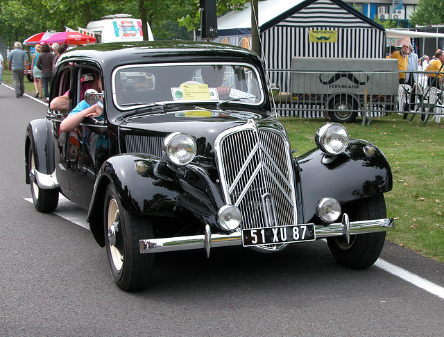 National Oldtimer Day in Holland: 1953 Citroën Traction Avant Familiale