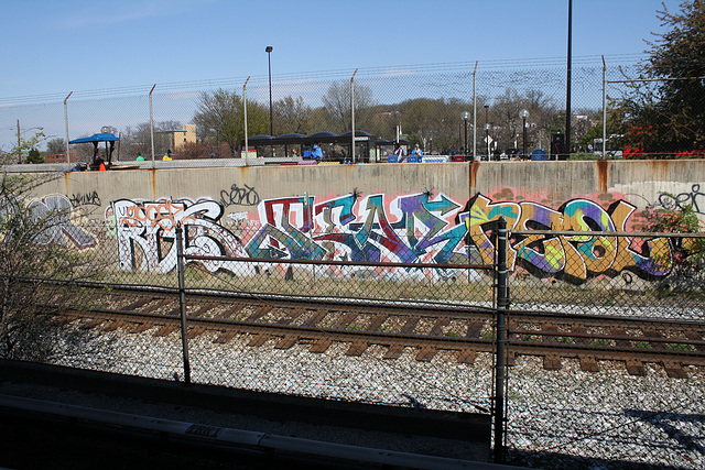 48.GraffitiTagging.WMATA.BrooklandCUA.NE.WDC.6April2011