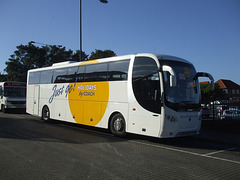 Belle Coaches BE11 EEE in Bury St. Edmunds - 10 Oct 2014 (DSCF6302)