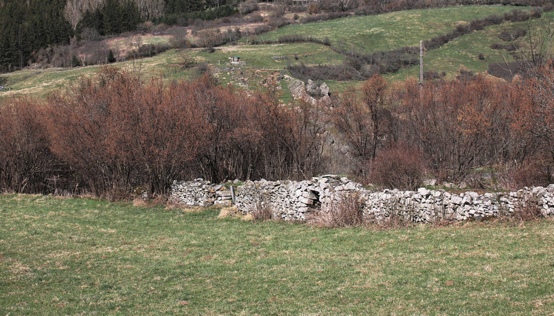 mur avec abris de berger