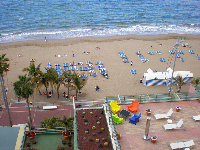 Playa de las Canteras vista desde el hotel Reina isabel