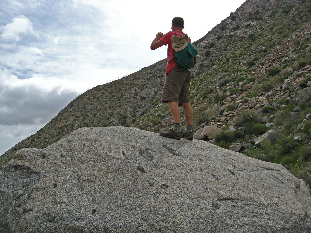 Kirk on the trail to Maidenhair Falls in Anza-Borrego (1639)