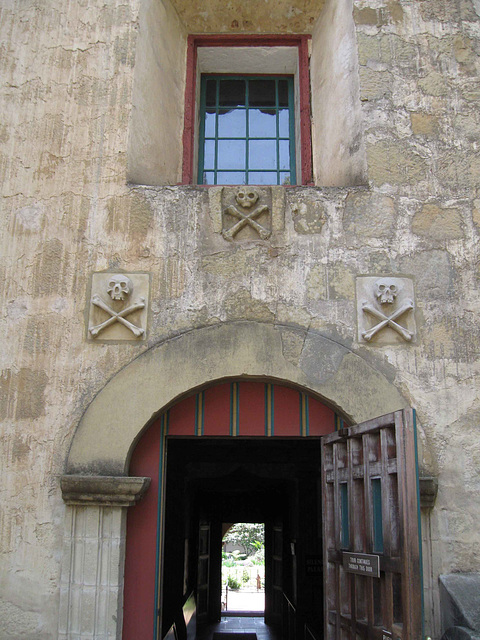 Mission Santa Barbara, door