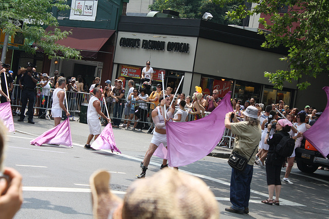 206.40thPride.Parade.NYC.27June2010