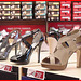 Famous footwears shoes store / Boutique de chaussures - Plattsburg, NY. USA. 14 juin 2011