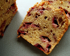 (J.S.27) Aardbeienteabread, Strawberry tea bread