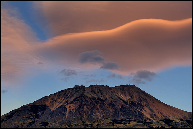volcano_clouds
