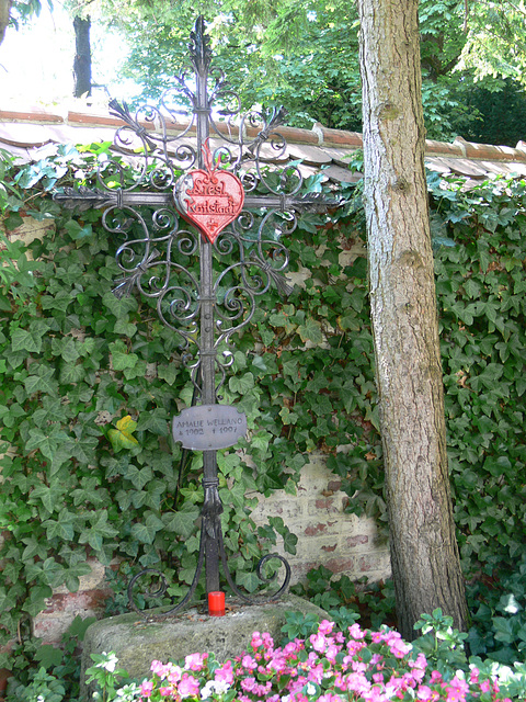 Grabstätte von Liesl Karlstadt