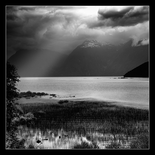 Lago Yelcho_twilight
