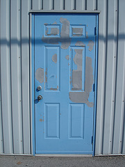 Blue door / Porte bleue / Puerta azul - Hometown / Dans ma ville - 15 juin 2011