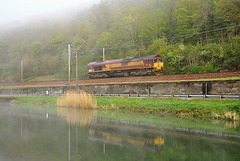 Class 66 au bord du Doubs