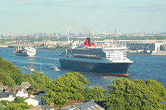 Queen Mary 2   01.06.2011