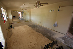 Bedroom Floor - bare concrete (0549)