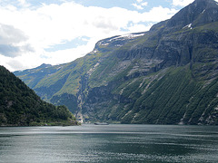 Fahrt in den Geirangerfjord