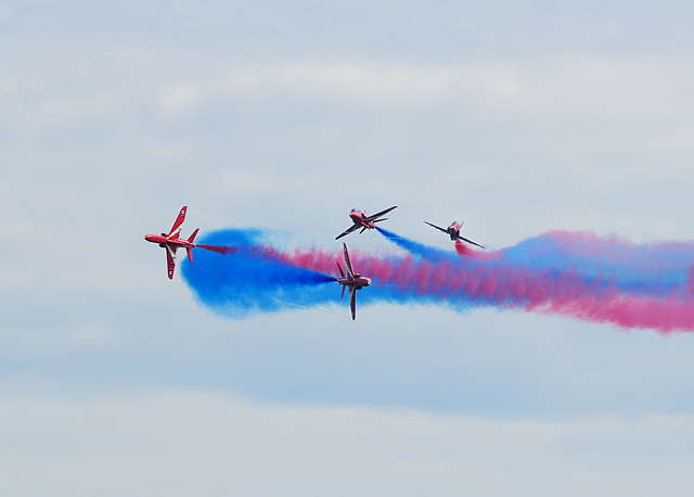 Red Arrows 2011 (f)