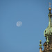 Dresden Mond an der Kathedrale