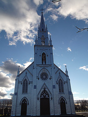 Église fluviale / Iglesia fluvial / Fluvial church.