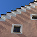 Rathaus - gezinktes Dach