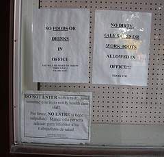 Signs On Doctors Office in Taft (0634)