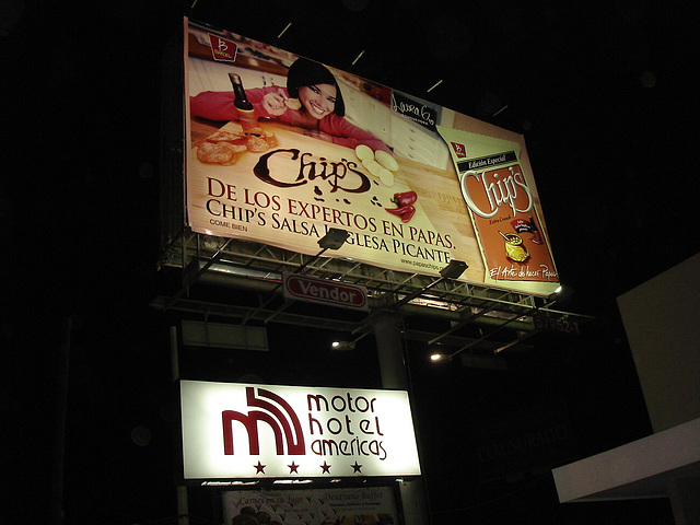 Chips billboard  and motor hotel americas / Croustilles hôtelières -19 mars 2011