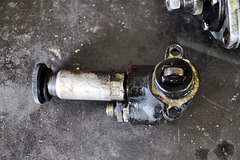 Primer pump of a Bosch M diesel injection pump