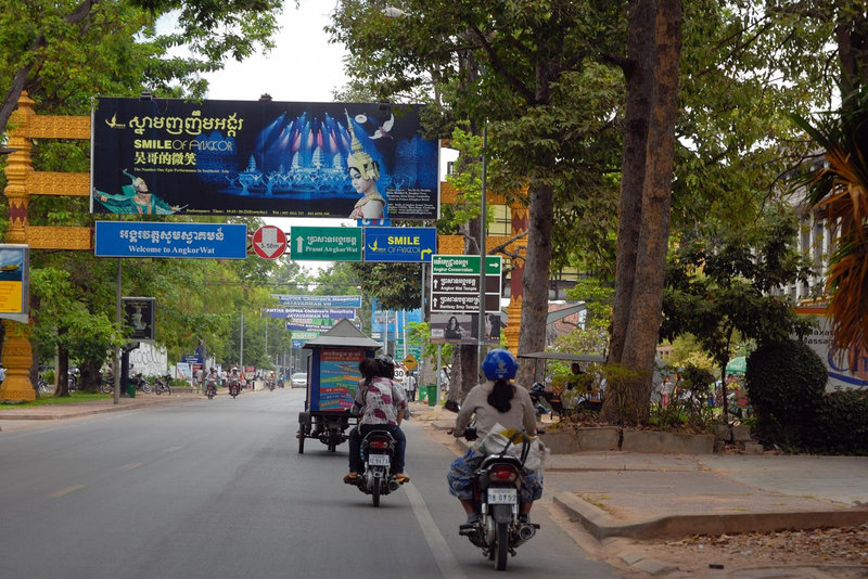Charles de Gaulle Road in Siem Reap