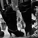 Dame Annick fait du lèche-vitrine / Lady Annick likes window-shopping -  Bottes à talons hauts en N & B / B & W high-heeled boots