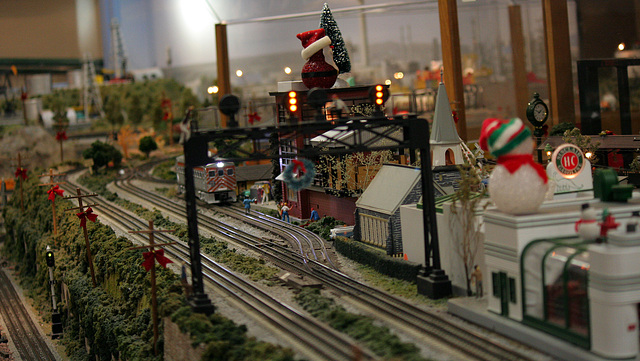 San Diego Model Railroad Museum Christmas Display (2031)