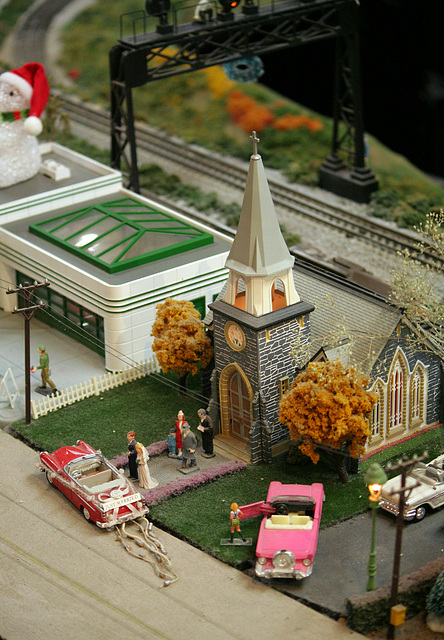 San Diego Model Railroad Museum Christmas Display (2033)