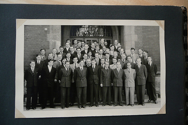 Unser Jahrgang 1953 in Paderborn vor dem Collegium Leoninum