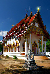 Wat Pha Thang in Uthai Thani
