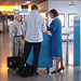 No entry !!  La Dame en bleu de KLM ! Talons Hauts en vedette !!!  Version recadrée