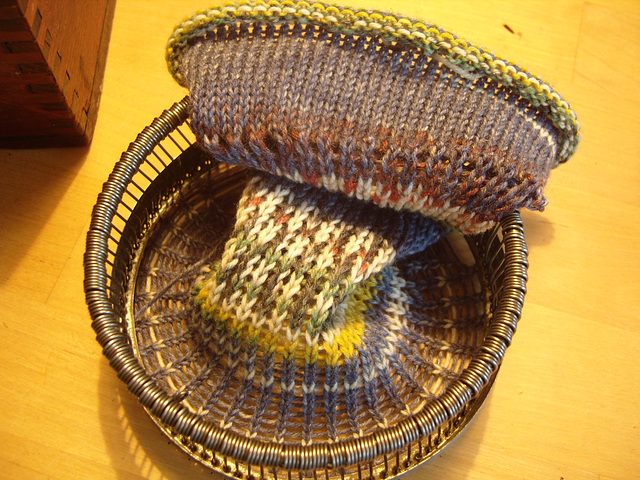 Oldest machine knit sample