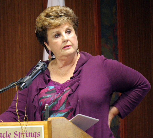 Mayor Yvonne Parks (3914)