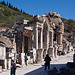 20120319 8066RAw [TR] Ephesos, Hadriantempel, Kuretenstrasse