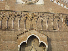 Détail de la façade du Duomo d'Udine.