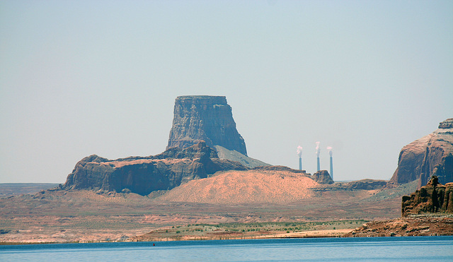 Lake Powell & Navajo Generating Station (4633)