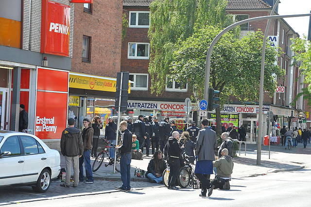 Demo: "Kein Platz für Nazis in Hamburg"