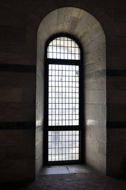 Fenster - Obergeschoss Baptisterium