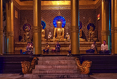 Pilgrims meditation at Shwedagon complex