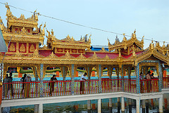 Burmese arcade in the complex of the Pagoda