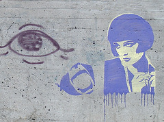 Blue-eyed Lady artistic wall / Le mur de la Dame aux yeux bleus / Recadrage (2)