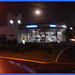 Blurry Mercedez Benz by the night / Vision floue sur Mercedez dans la nuit - 19 mars 2011.