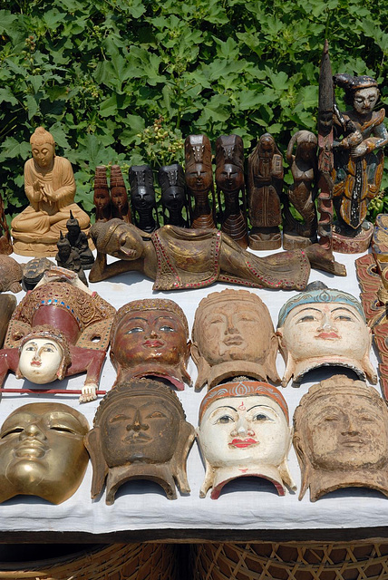 Handmade souvenirs to sell for tourists